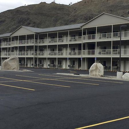 Yellowstone Big Rock Inn Gardiner Esterno foto
